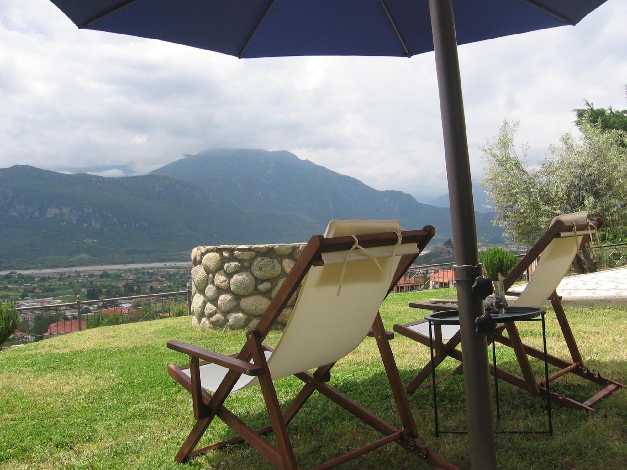Meteora Olio Hills Apartment Kalambaka Bagian luar foto